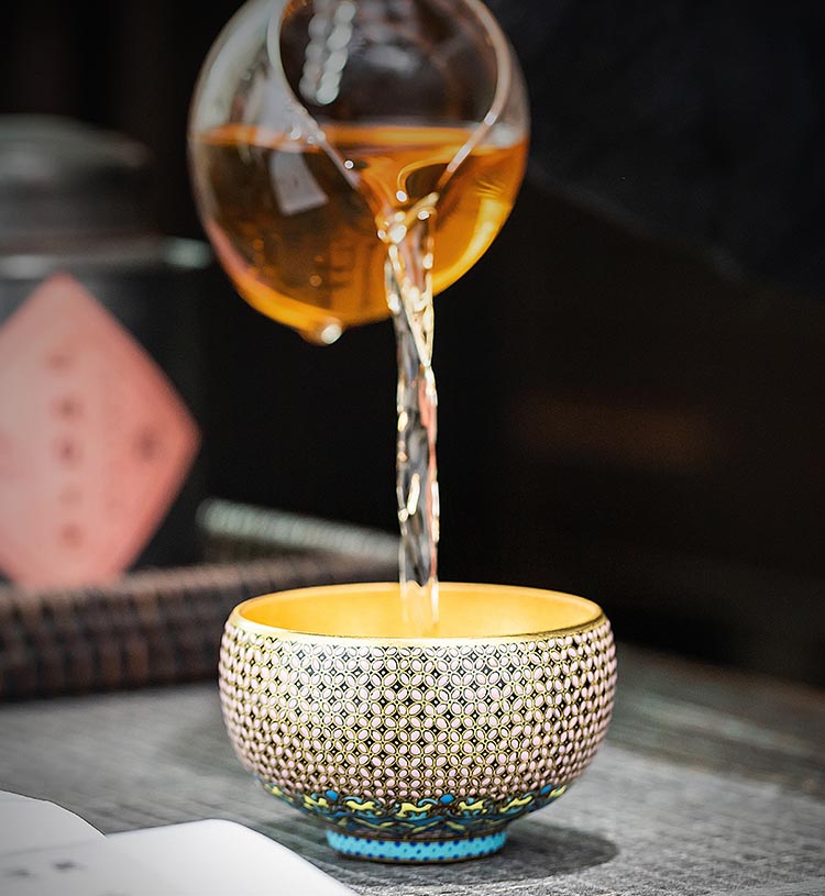 Exquisite Lacquer Art Teacup - Handcrafted Masterpiece by Cai Zhiqiang