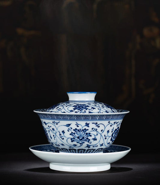 Handcrafted Jingdezhen Blue and White Lotus Motif Gaiwan