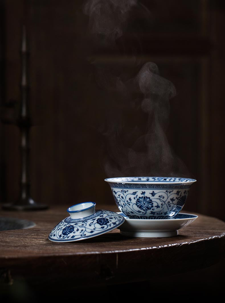 Handcrafted Jingdezhen Blue and White Lotus Motif Gaiwan