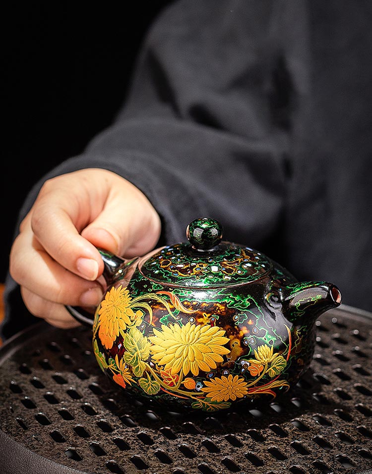 Handcrafted Lacquer Zisha Teapot with Kintsugi-Inspired Golden Chrysanthemum Design