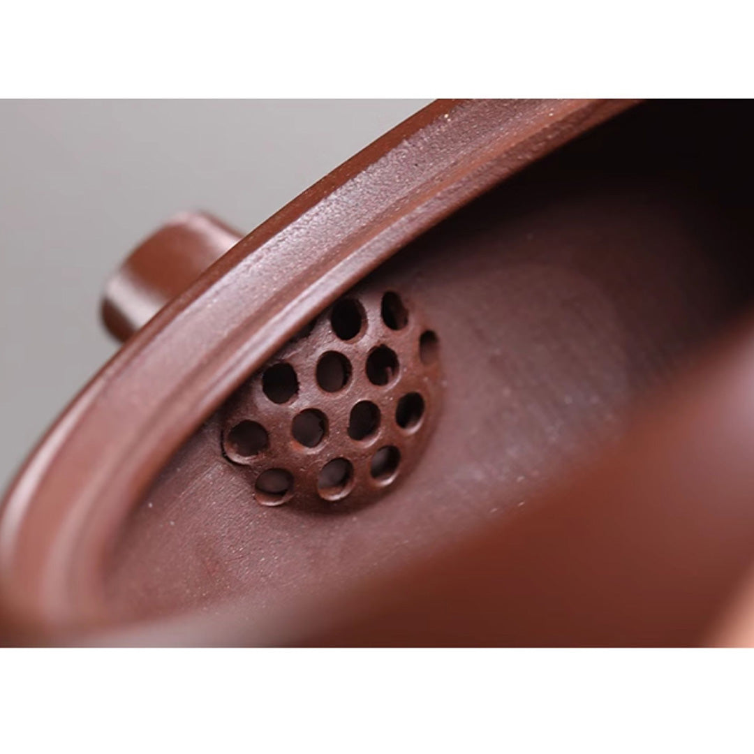 Handcrafted Yixing Zisha Flat Teapot – 170cc, Genuine Original Ore Purple Clay, Elegant and Functional