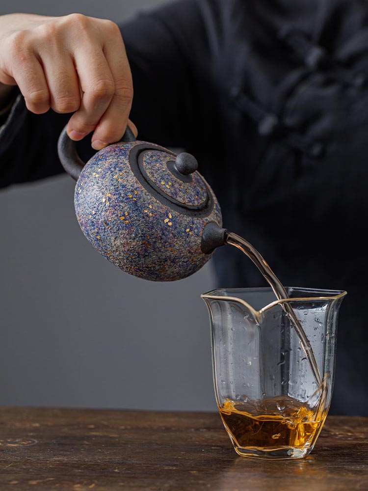 Master Lin Peifu’s Handcrafted Mineral-Glazed Teapot – Wood-Fired Elegance with Natural Stone Textures