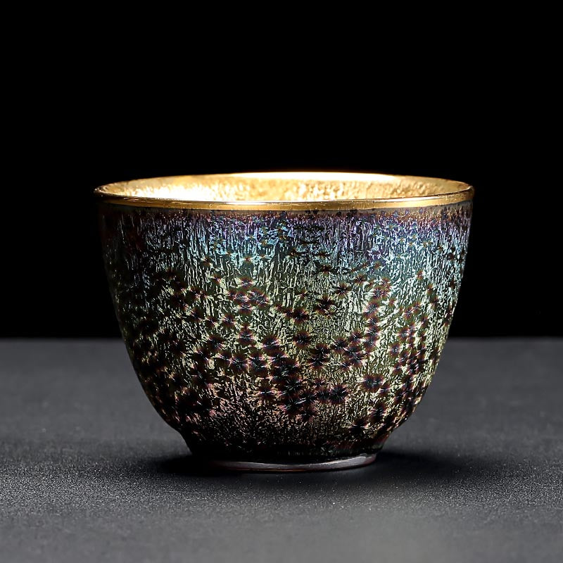 Peacock Luster Gilded Teacup - Majestic Ceramic Artistry from Dehua