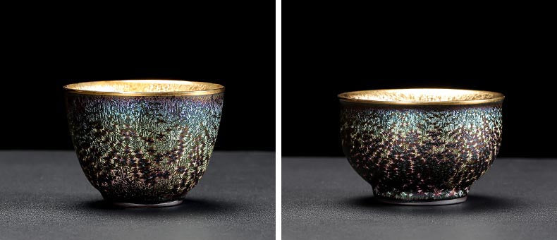 Peacock Luster Gilded Teacup - Majestic Ceramic Artistry from Dehua