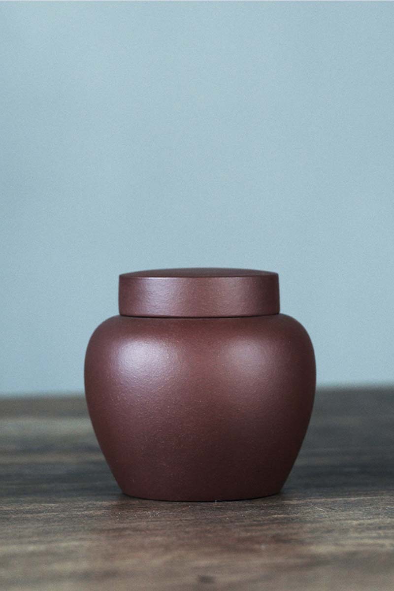 Yixing Mini Zisha Tea Awakening Jar – Handmade Purple or Red Clay Storage Canister for Pu-erh, Oolong, and Black Tea