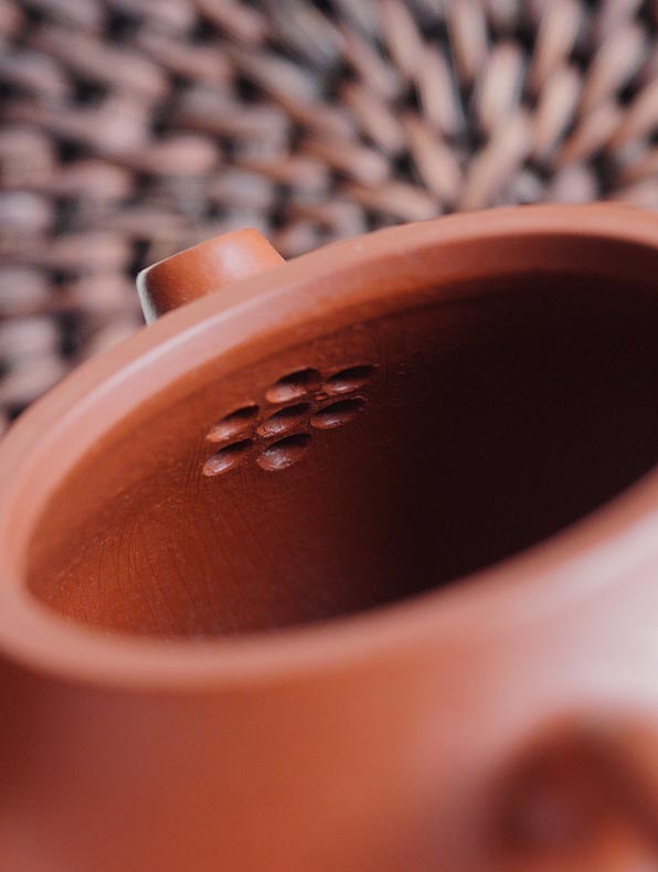 Yixing Zisha Teapot - Handmade Xiao Wendan 100ml