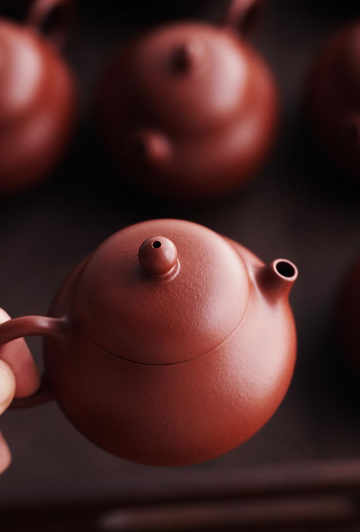 Yixing Zisha Teapot - Handmade Xiao Wendan 100ml