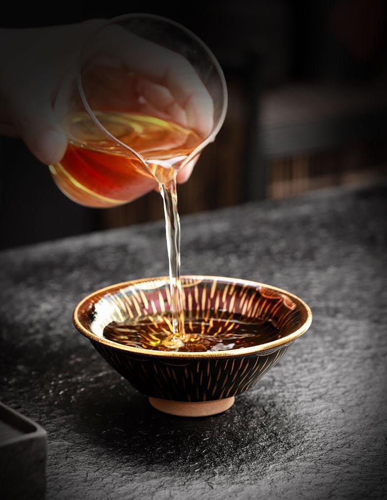 Handcrafted Jian Zhan Gilded Tea Cup – Unique Rain Lotus Design