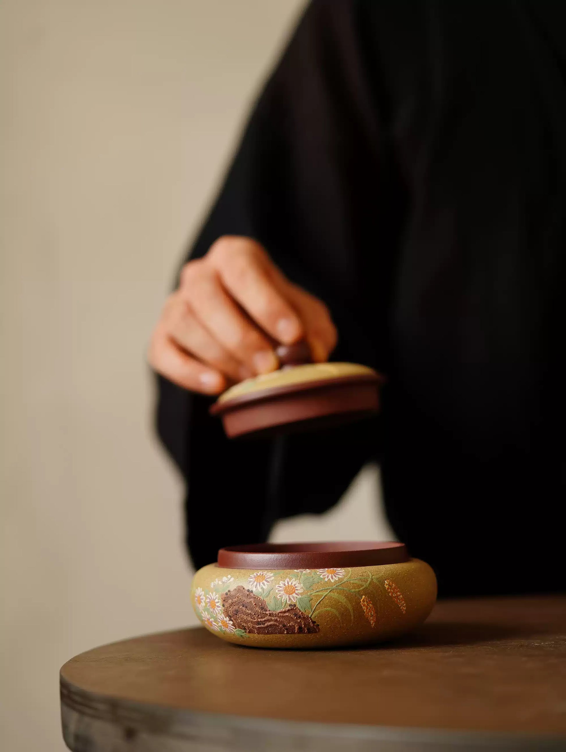 Yixing-Zisha-Tea-Caddy-60g-Loose-Leaf-Tea-Storage-Jar_9