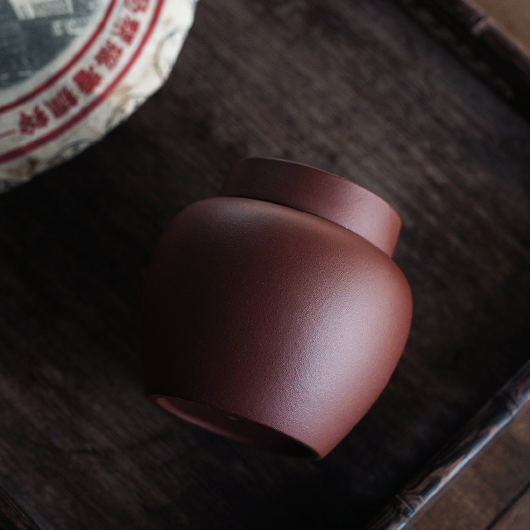 Yixing Mini Zisha Tea Awakening Jar – Handmade Purple or Red Clay Storage Canister for Pu-erh, Oolong, and Black Tea